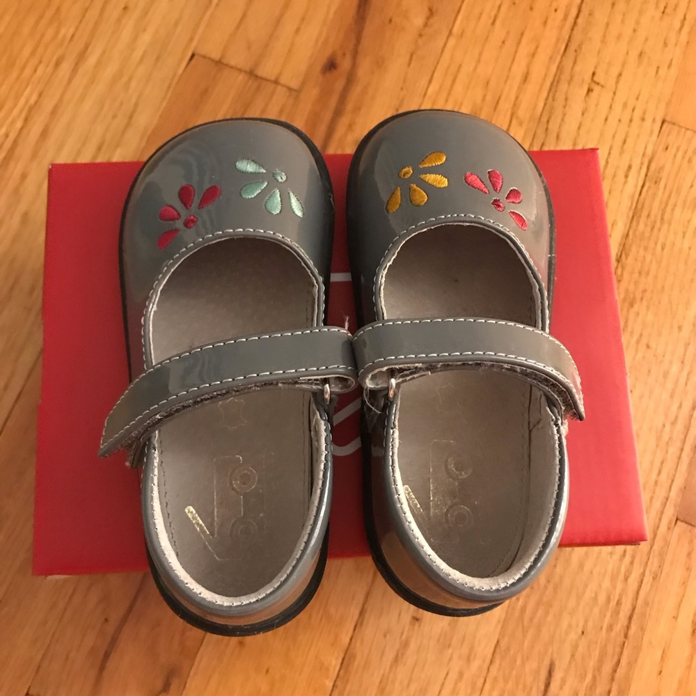 See Kai Run GINNY, size 8